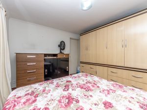 Image 21 - 922385