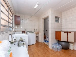 Image 8 - 922385