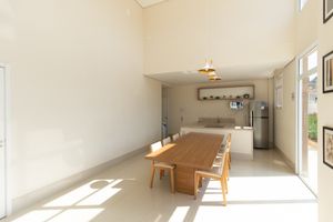 Image 38 - 922391