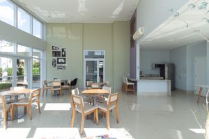 Image 35 - 922391