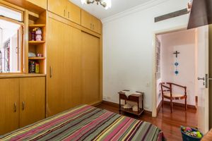 Image 27 - 922418