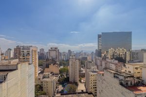 Image 33 - 922422