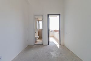 Image 1 - 922422