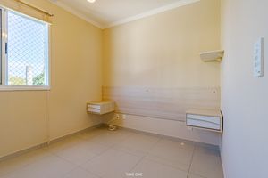 Image 15 - 922442