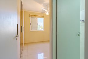 Image 19 - 922442