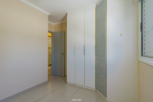 Image 18 - 922442