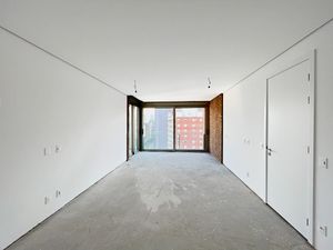 Image 37 - 922444