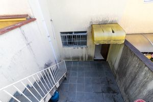 Image 37 - 922446