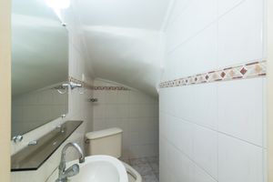 Image 5 - 922446
