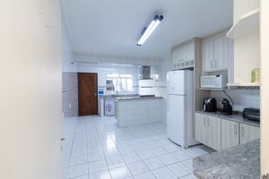 Image 6 - 922446
