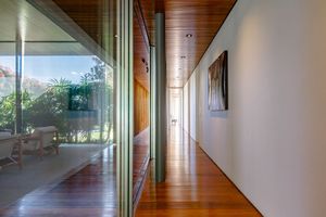 Image 21 - 922447