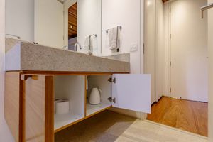 Image 31 - 922447