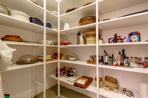 Image 97 - 922447