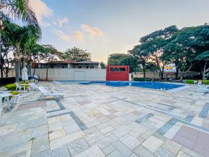 Image 38 - 922451
