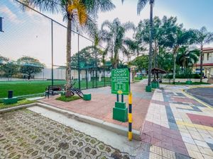 Image 37 - 922451