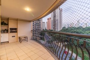 Image 5 - 922451