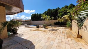 Image 38 - 922455