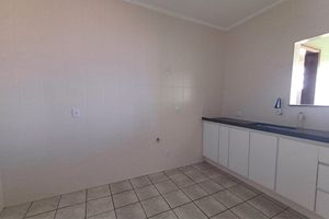 Image 1 - 922458
