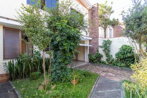 Image 1 - 922498