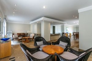 Image 31 - 922504