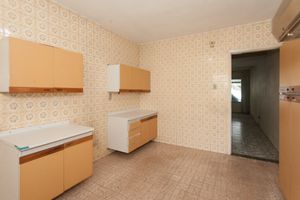 Image 7 - 922506