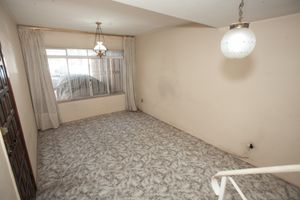 Image 3 - 922506