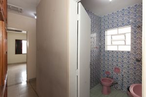 Image 36 - 922506