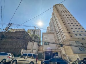 Image 19 - 922507
