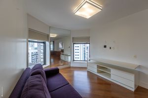 Image 27 - 922519