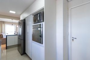 Image 13 - 922526