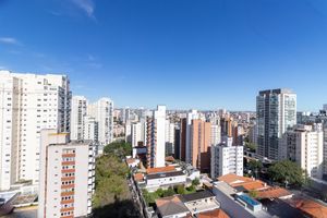 Image 10 - 922526