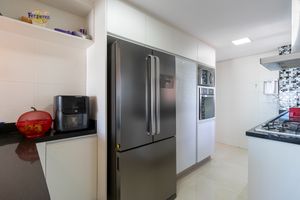 Image 14 - 922526