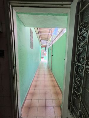 Image 37 - 922529