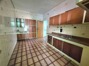 Image 35 - 922529