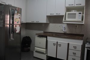 Image 33 - 922530