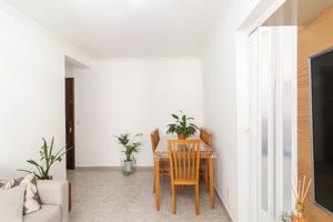 Image 4 - 922531