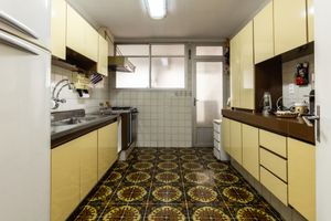 Image 22 - 922543