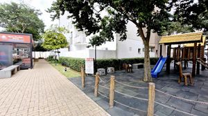Image 36 - 922545