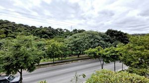 Image 3 - 922545