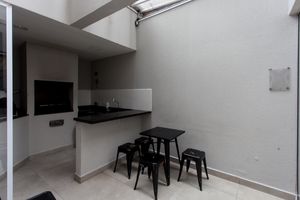 Image 21 - 922555