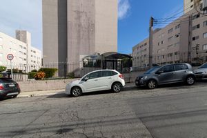 Image 37 - 922562