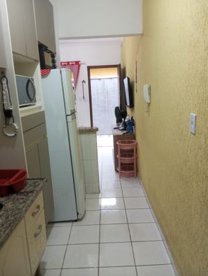 Image 11 - 922564