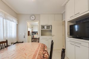Image 14 - 922565