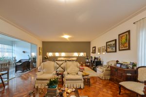 Image 1 - 922565