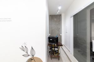 Image 27 - 922567