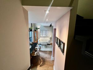 Image 9 - 922568
