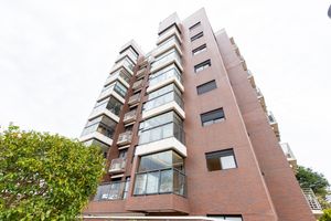 Image 45 - 922571