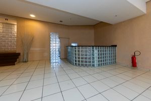 Image 7 - 922581