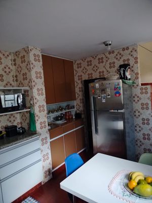 Image 17 - 922591
