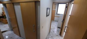 Image 7 - 922593
